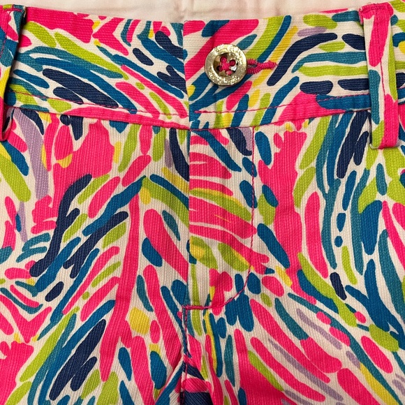 Lilly Pulitzer Callahan NWOT sz 2 Pink Palm Reader Shorts Rare - Picture 3 of 8